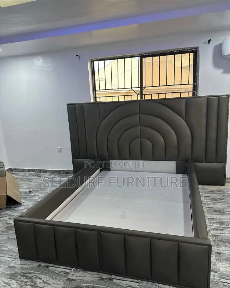 A Perfect Made Paddled Bed