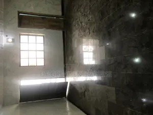 Photo - 3bdrm Block of Flats in Private, Mabushi for rent