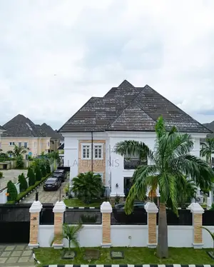 5bdrm Duplex in Karsana for sale