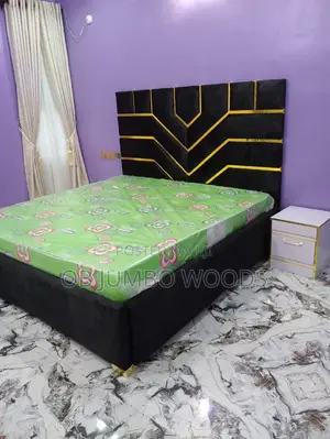 Black 6 by 6 Padded Bed