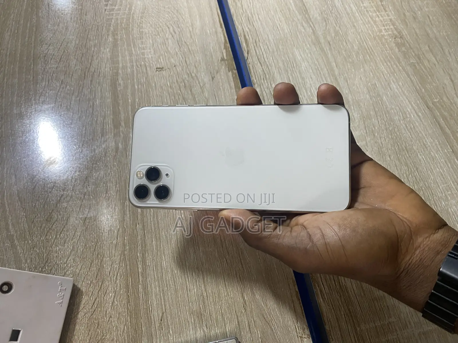 Apple iPhone 11 Pro Max 64 GB White