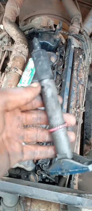 Truck Mechanical Engineer and All Types of Repairs.