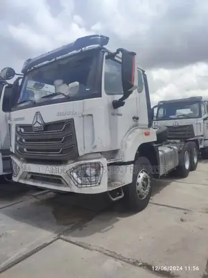 Foreign Used Howo Truck/Trailer Head