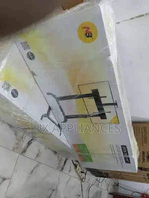 Top Quality Moveable Hanger TV Trolly