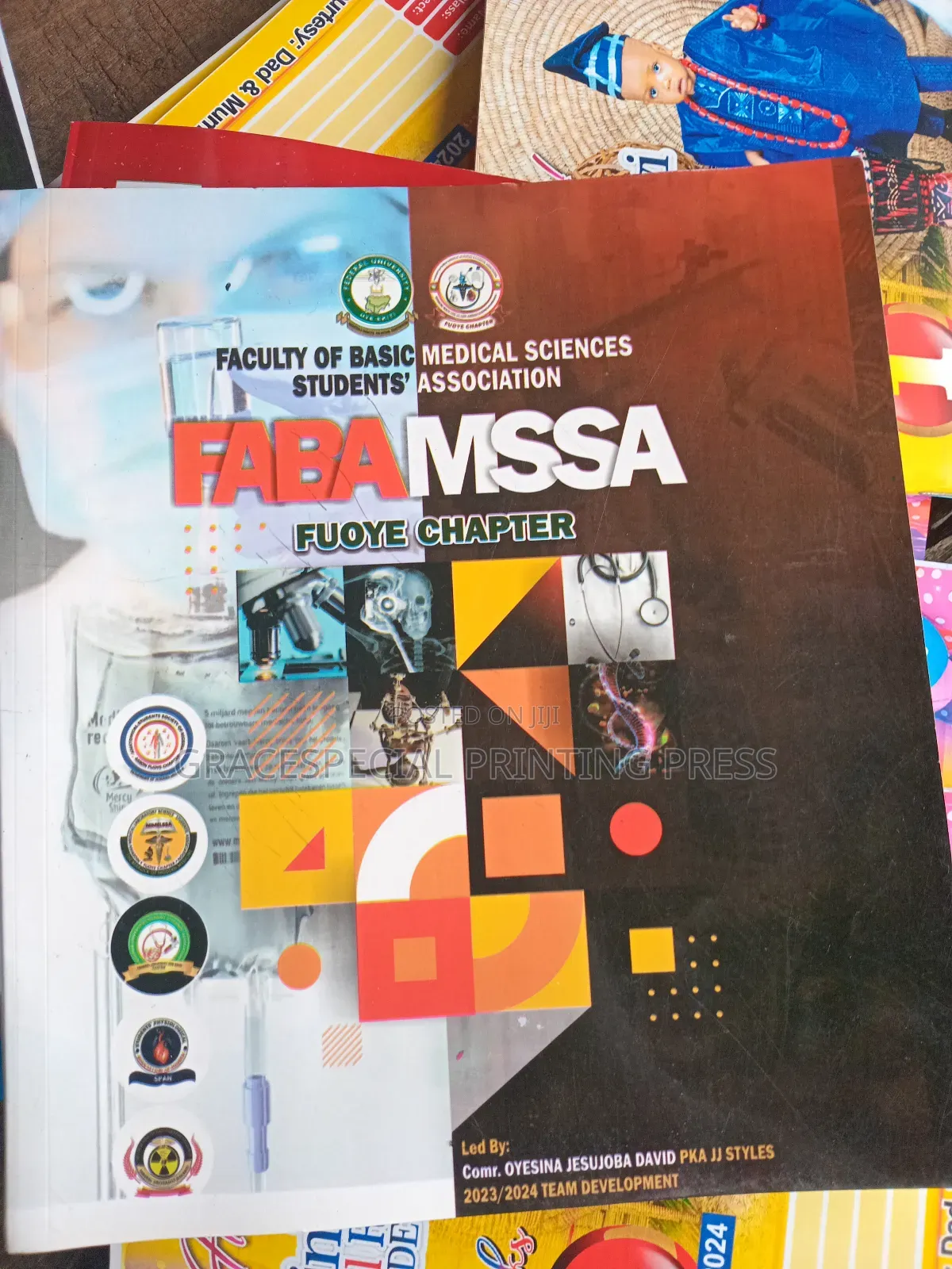 Roll Up Banner, Box for Packaging, Paper Bags