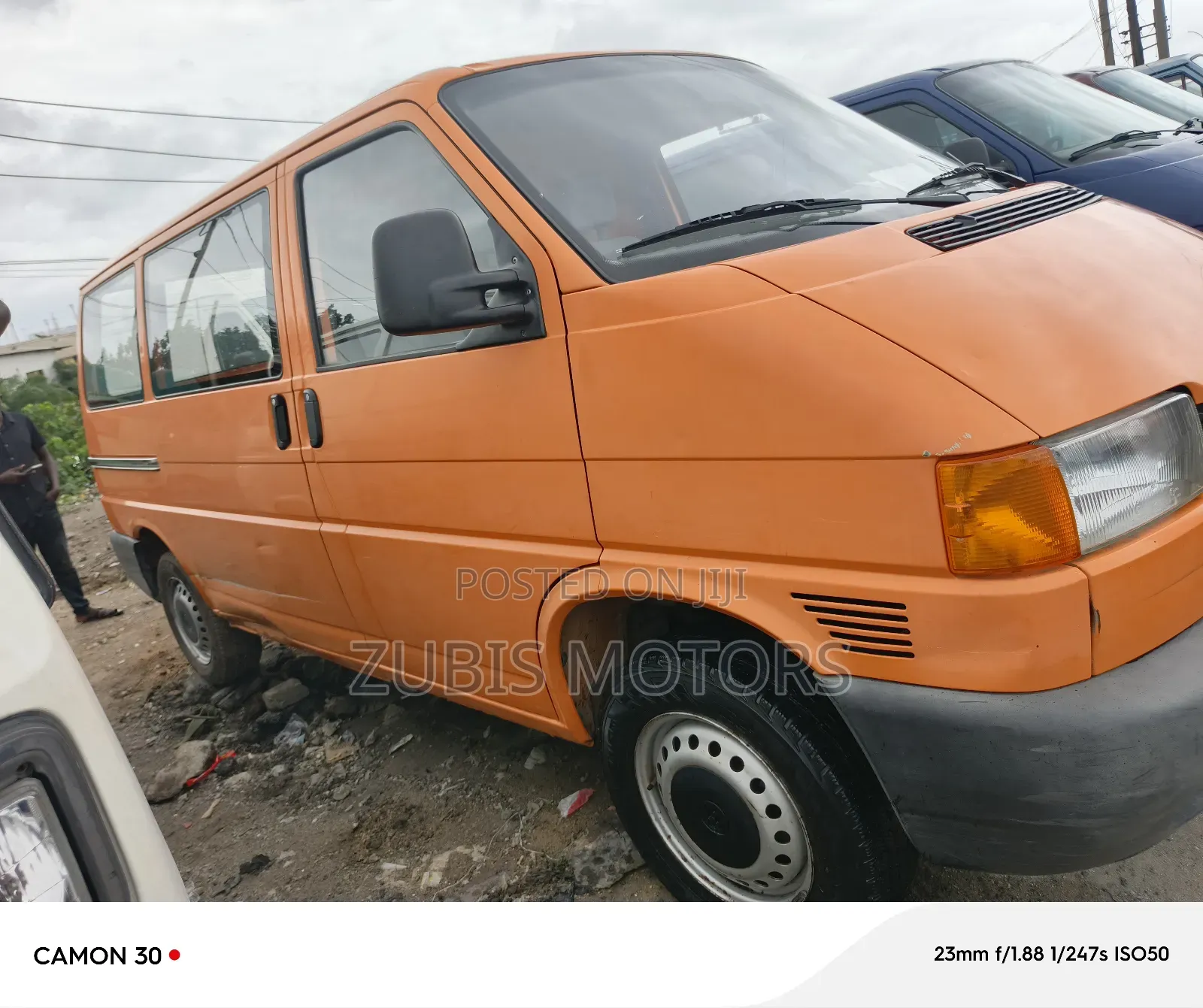 Volkswagen Transporter 2000 Orange