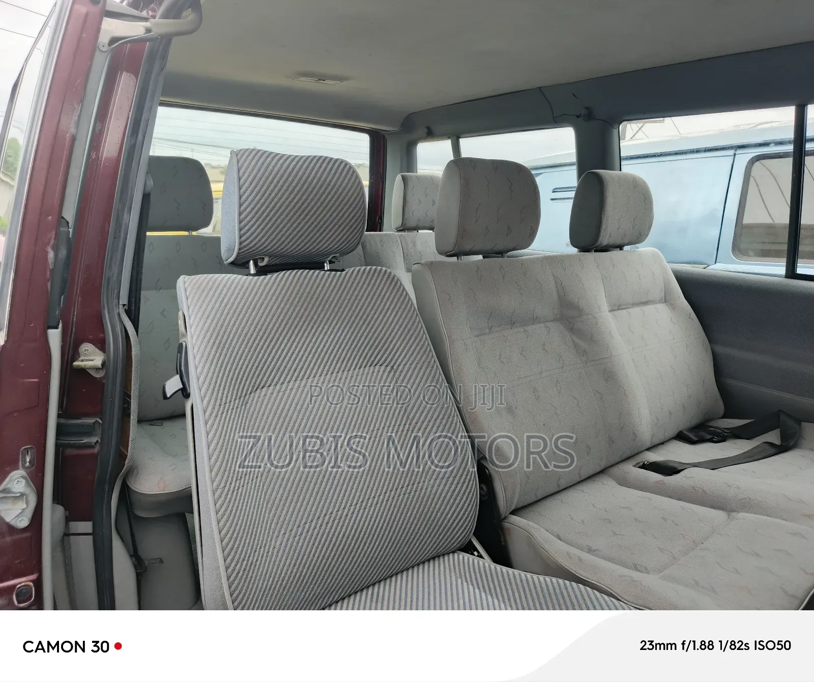 Volkswagen Transporter 2000 Red