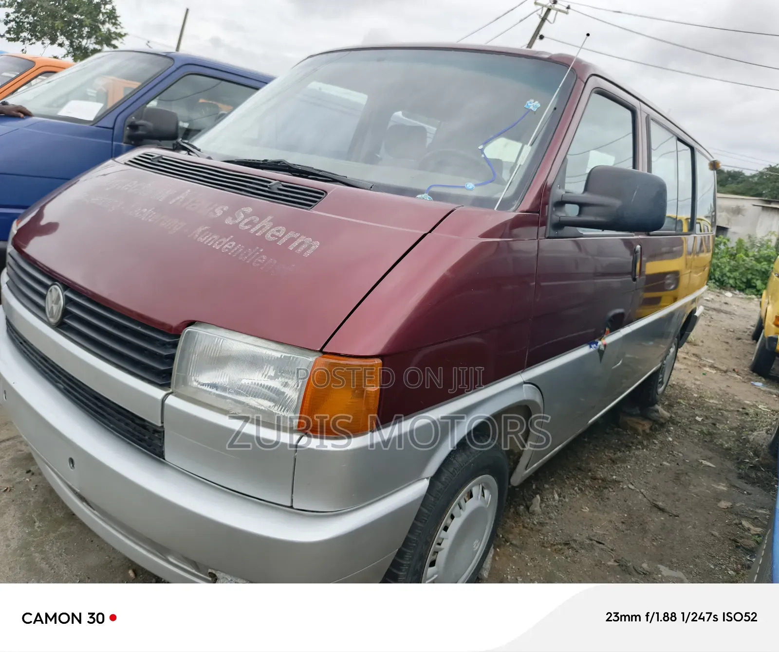 Volkswagen Transporter 2000 Red