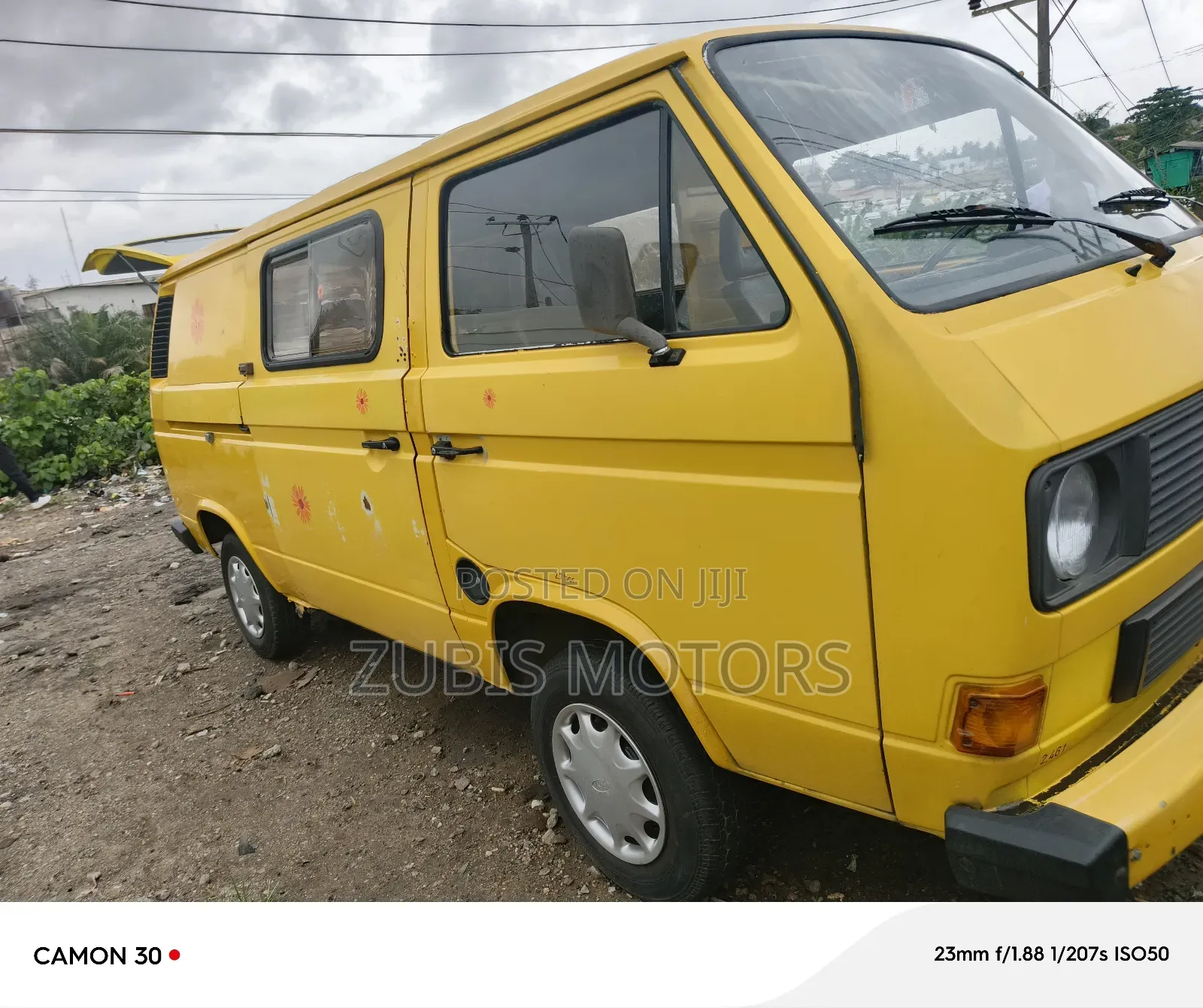 Volkswagen Transporter 2000 Yellow