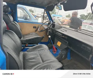 Volkswagen Transporter 2000 Blue