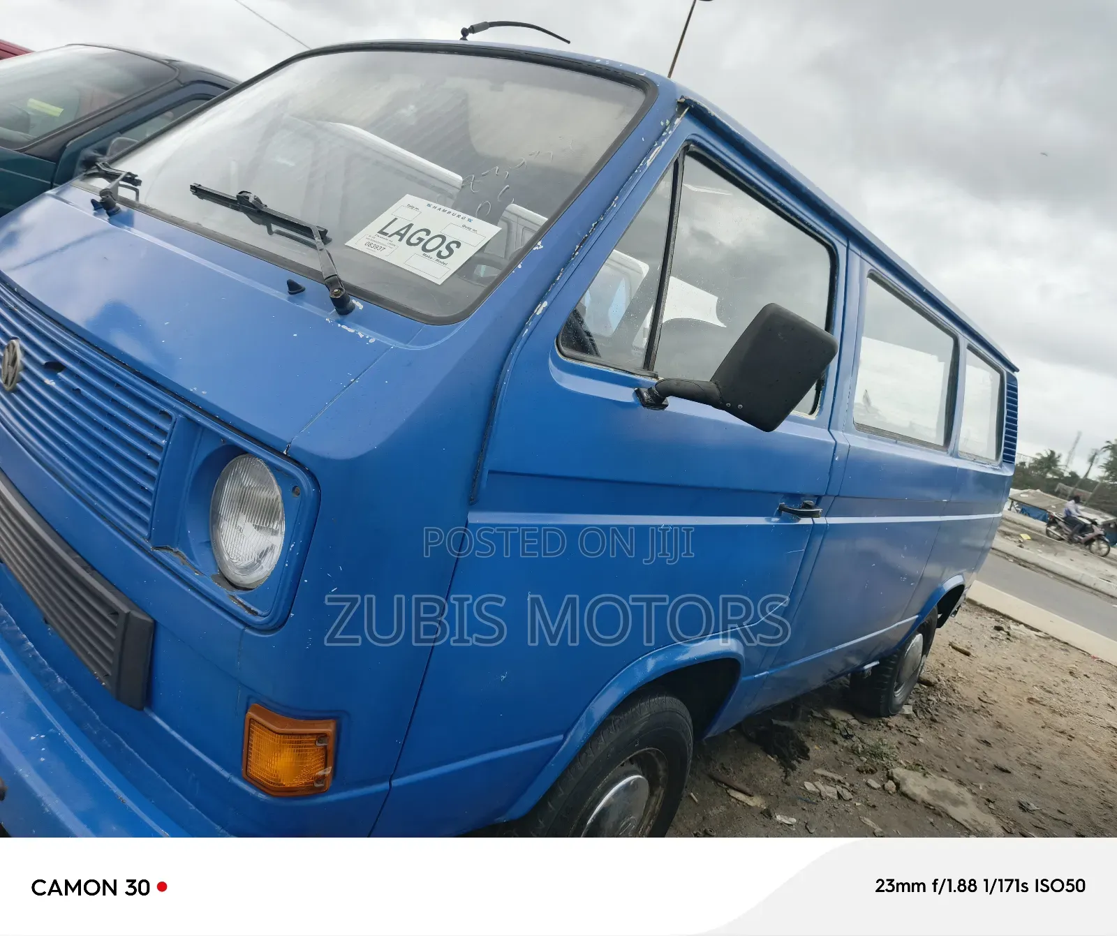 Volkswagen Transporter 2000 Blue