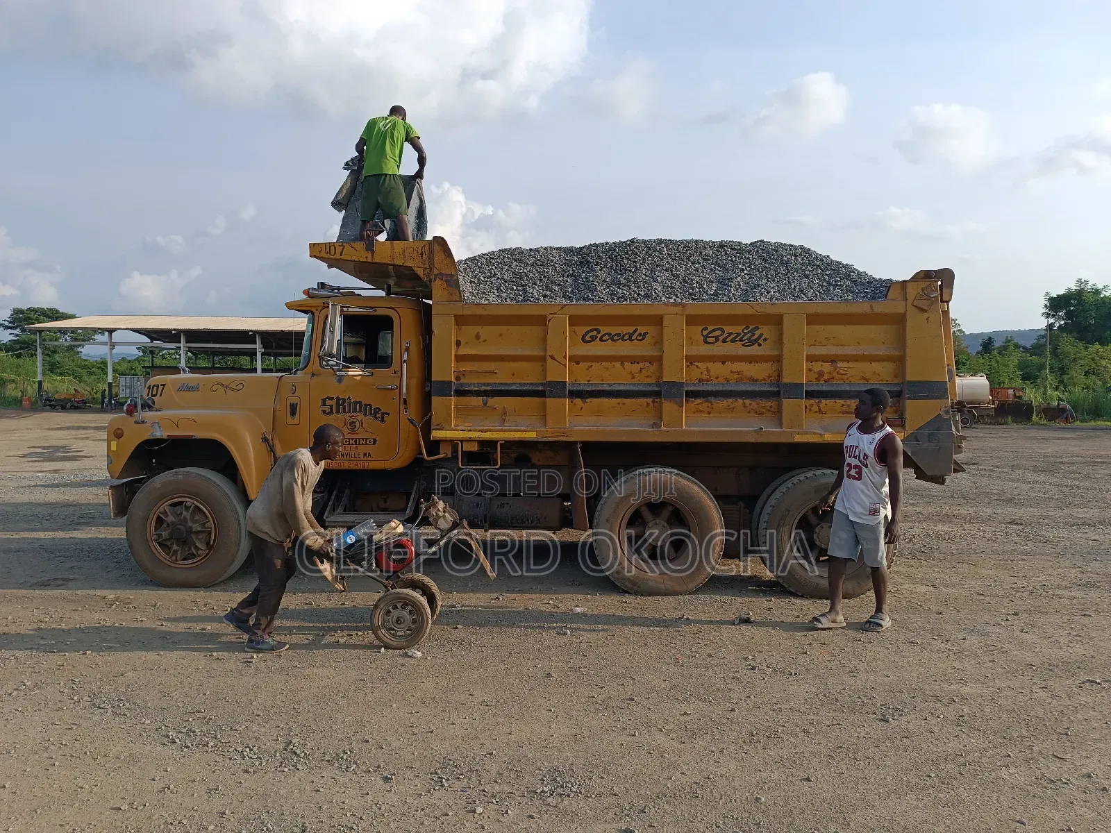 Best Quality Black Iron Granite Chippings