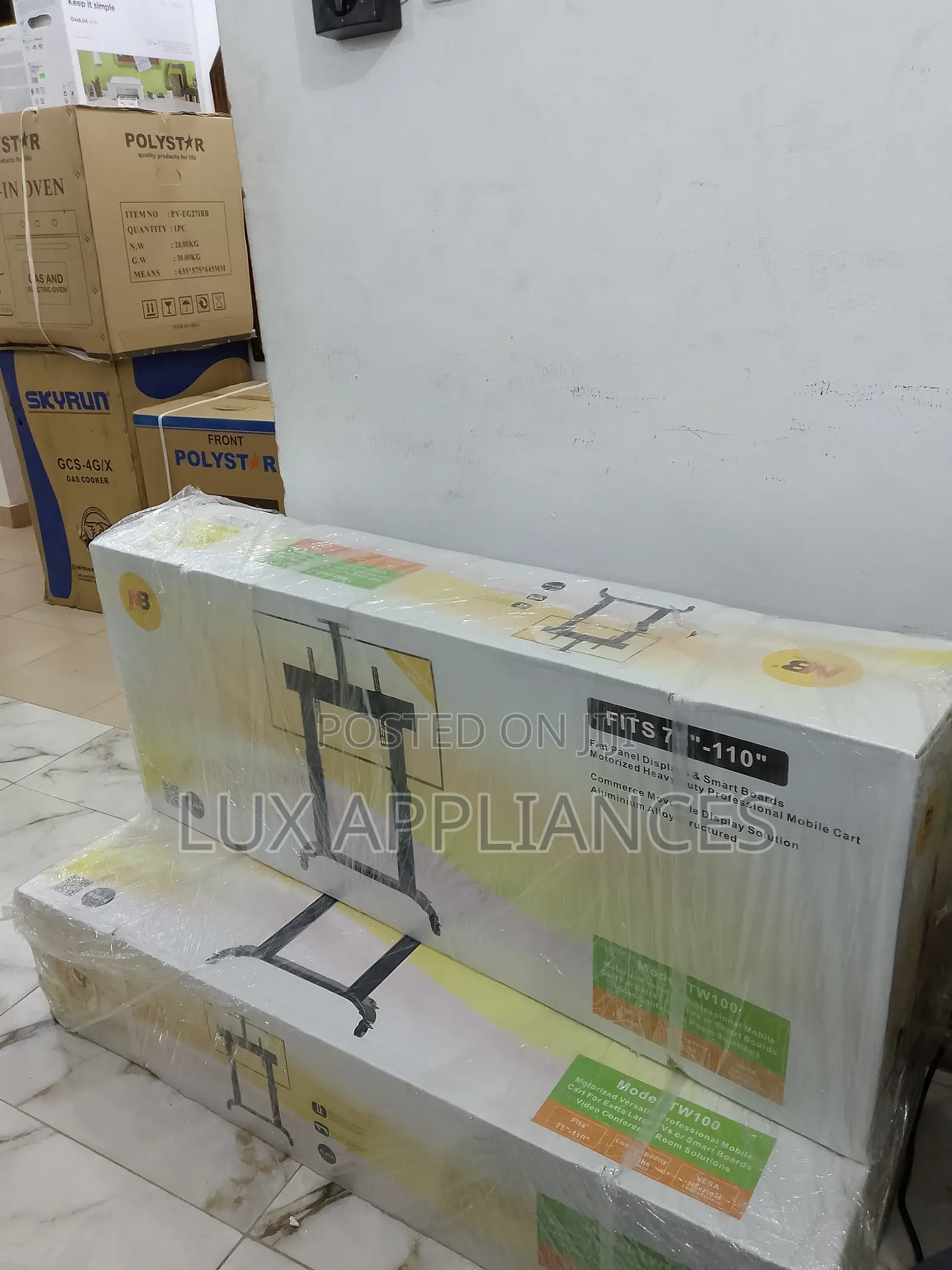 Standard Tv Trolley Moveable Hanger