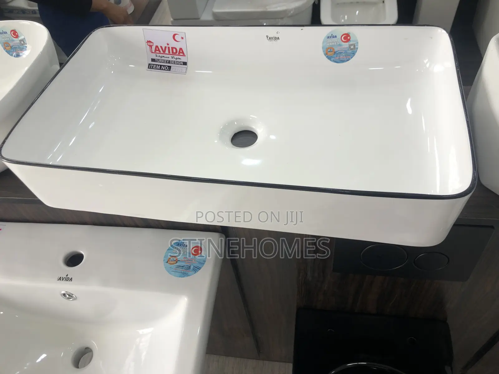 Cabinet Basin