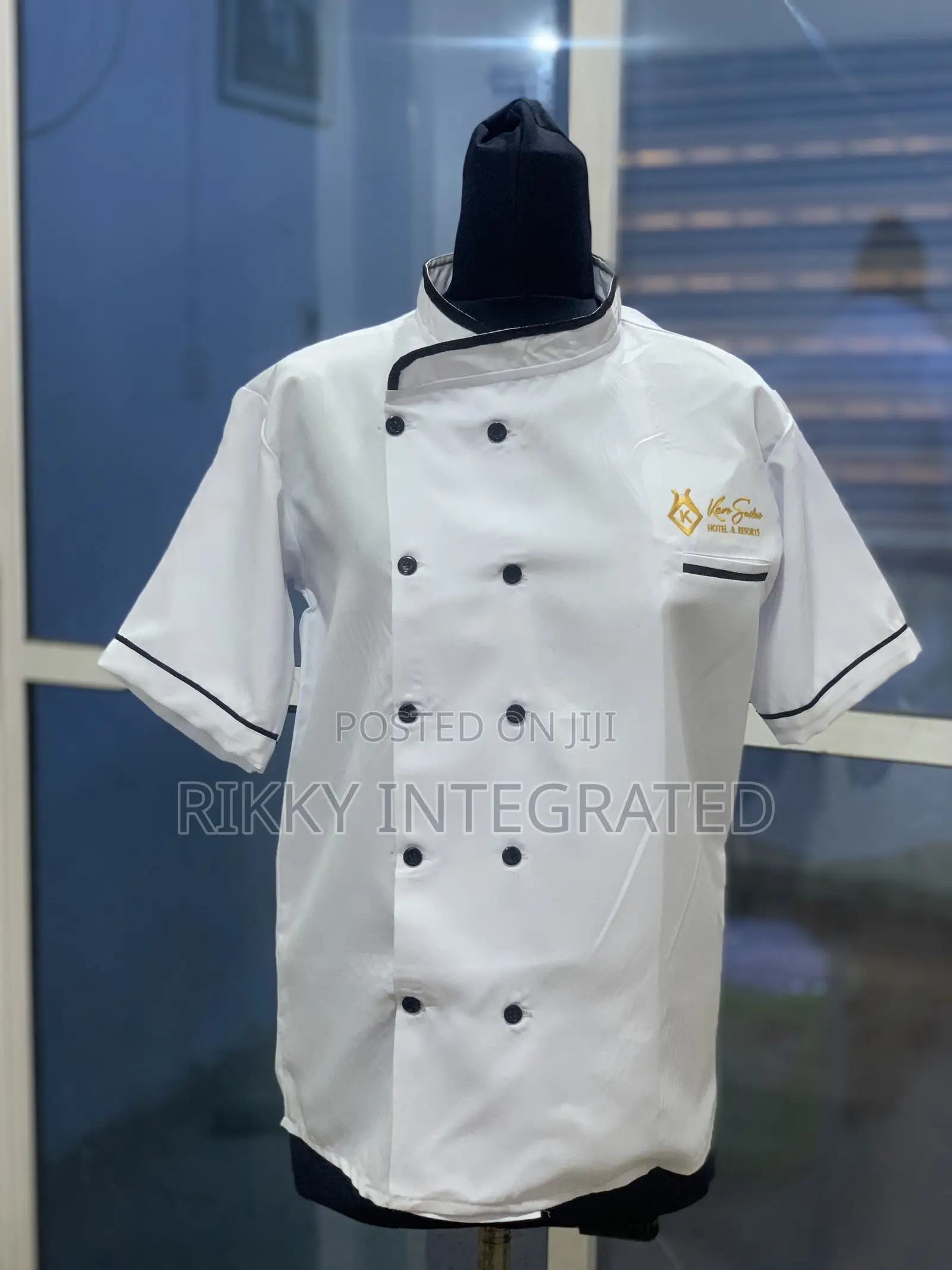 Chef Uniforms With Custom Branding