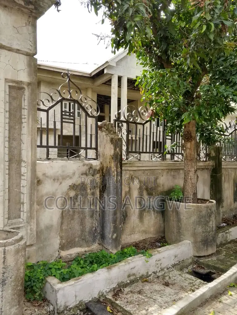 7 Bedroom Duplex Fully Detached