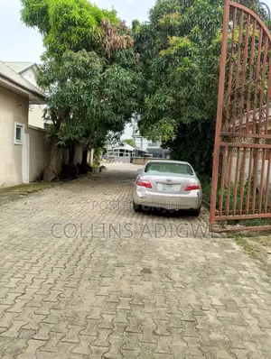 7 Bedroom Duplex Fully Detached