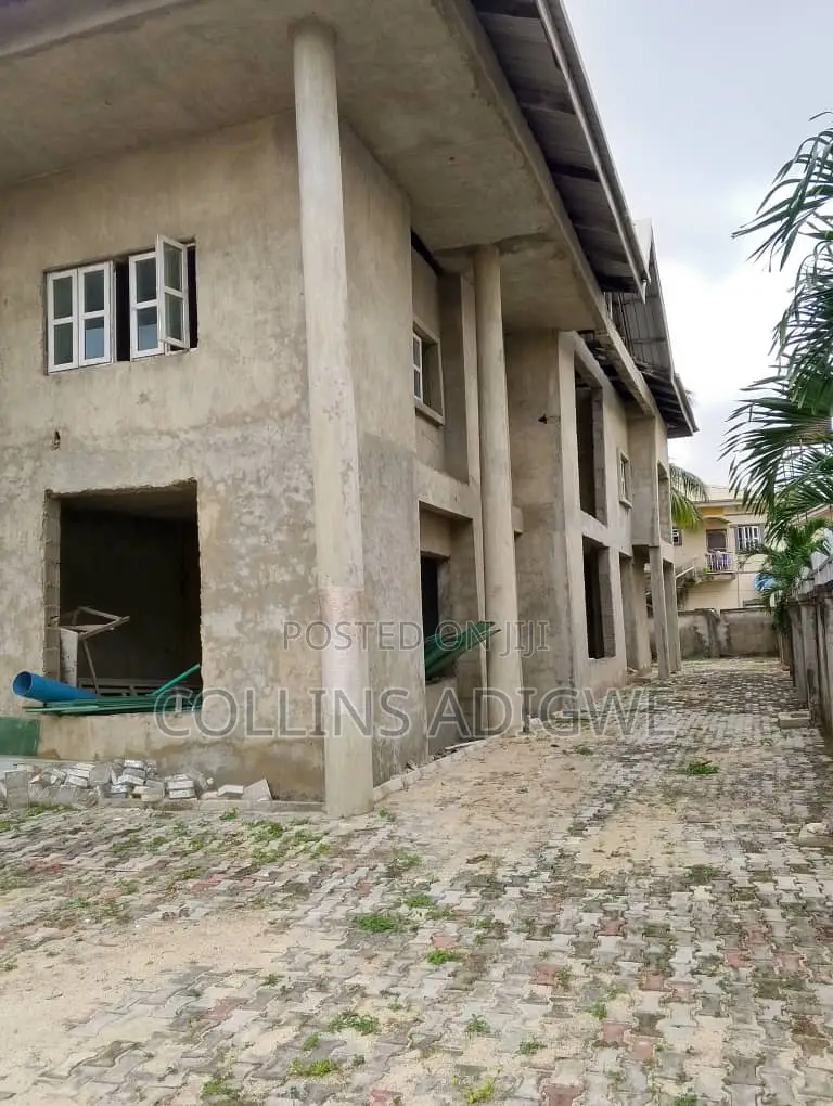7 Bedroom Duplex Fully Detached