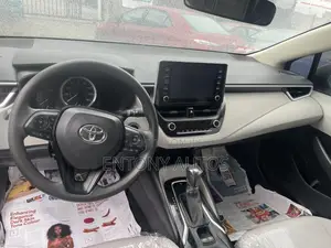 Toyota Corolla SE 2021 Gray