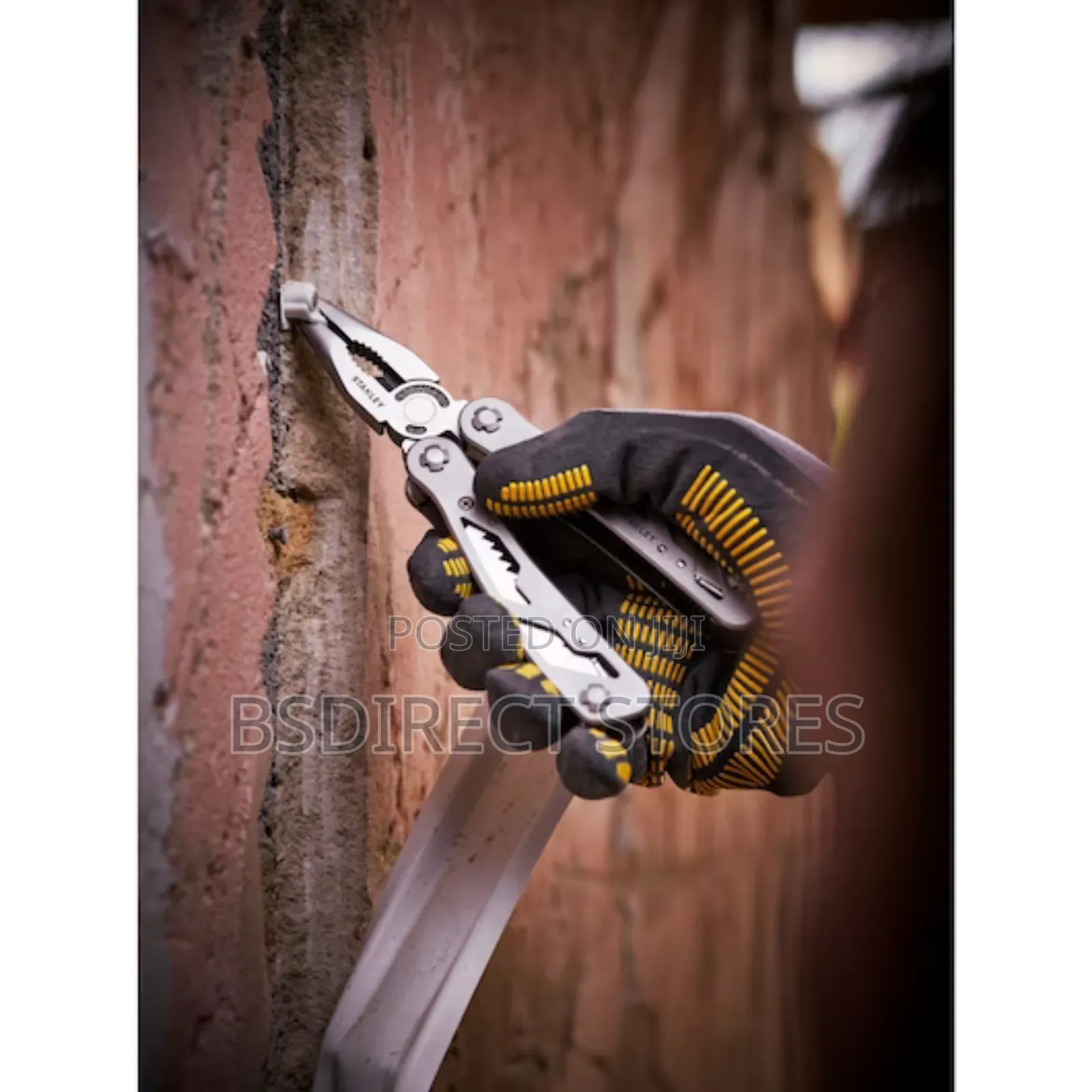 Stanley Versatile Multi- Tool 12 in One With Belt Pouch