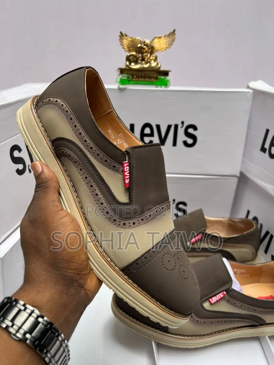 Levis Shoe
