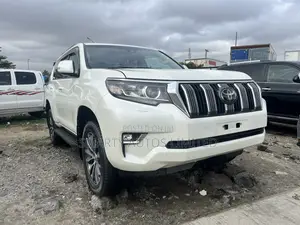 Toyota Land Cruiser Prado 2021 White