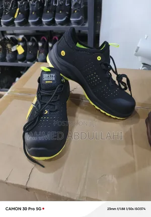 Modulo S1ps Safety Joggers Boots