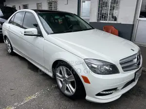 Mercedes-Benz C300 2011 White