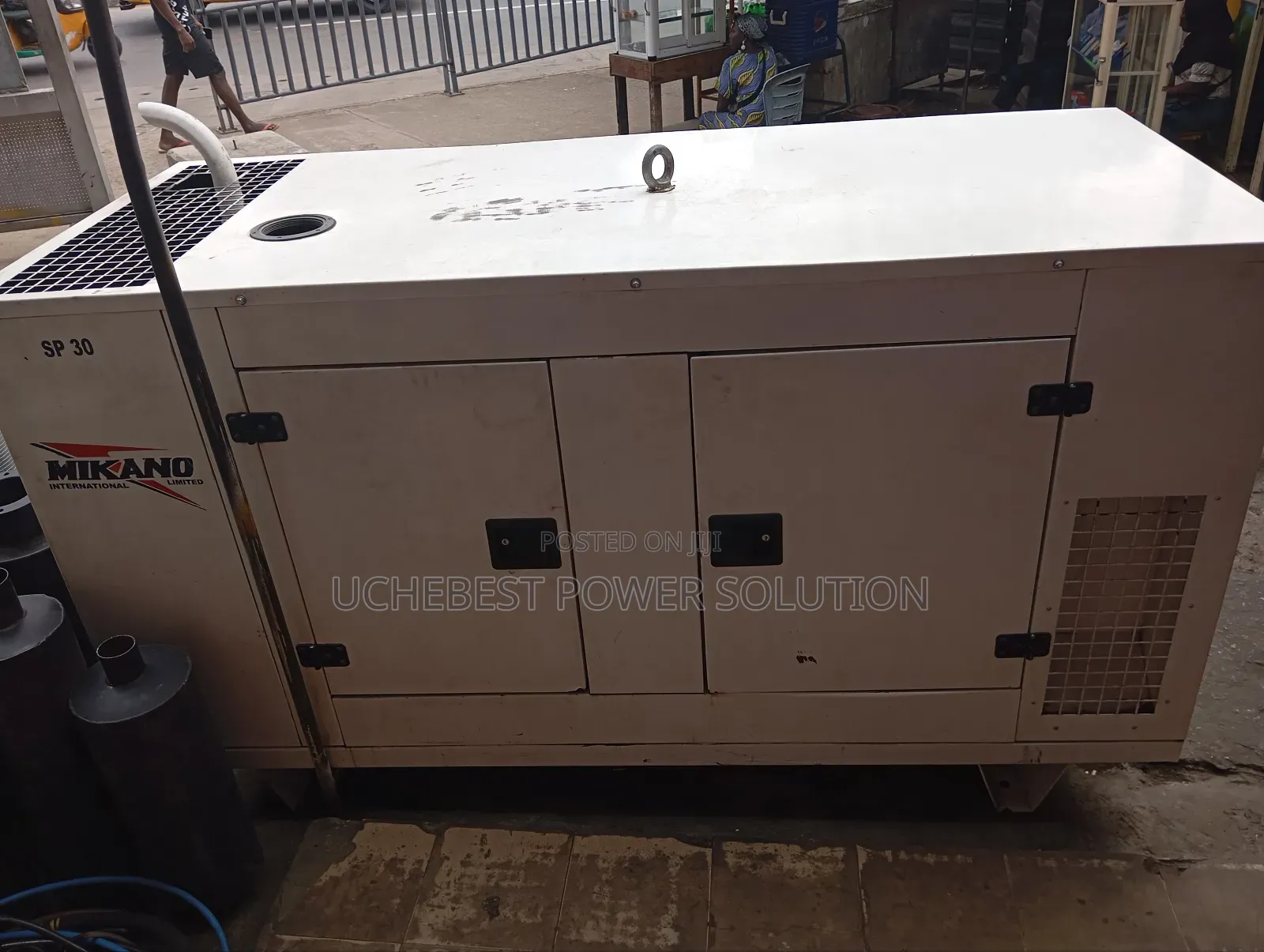30kva Mikano Uk Perkins Soundproof Generator