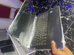 New Laptop HP 8GB Intel HDD+SSD 320GB