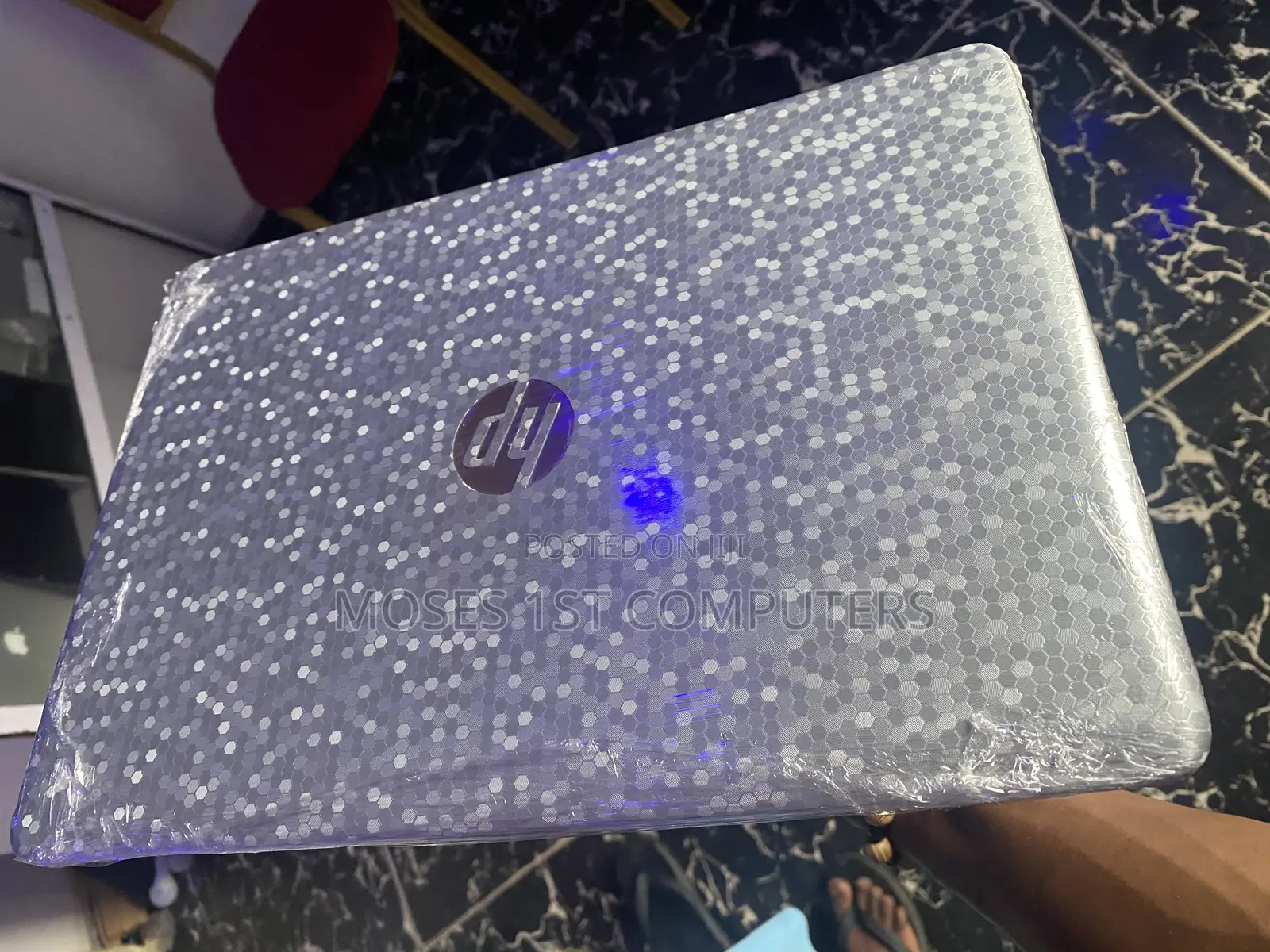 New Laptop HP 8GB Intel HDD+SSD 320GB