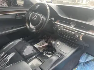 Lexus ES 2014 Black