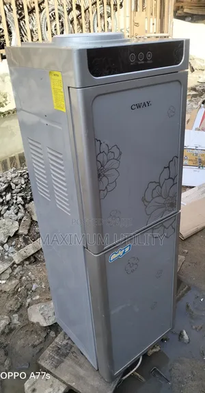 Cway Neatly Used Water Dispenser With Fridge N Freezer