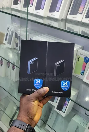 New Samsung Galaxy Z Flip6 256 GB Black