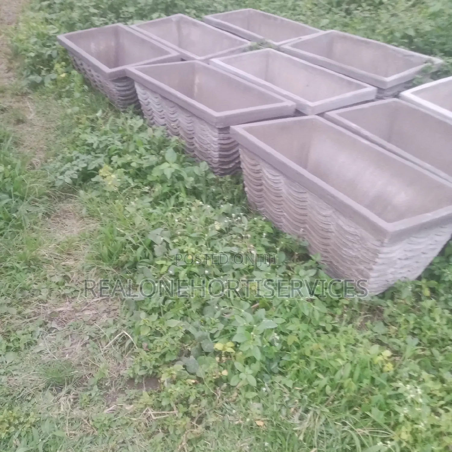 Size Matters: Giant Concrete Pots