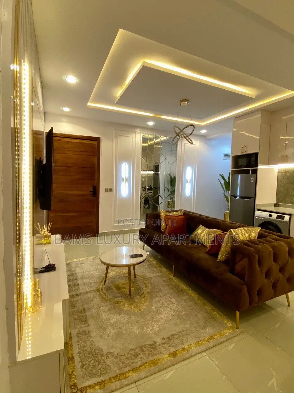 Chic One Bed
