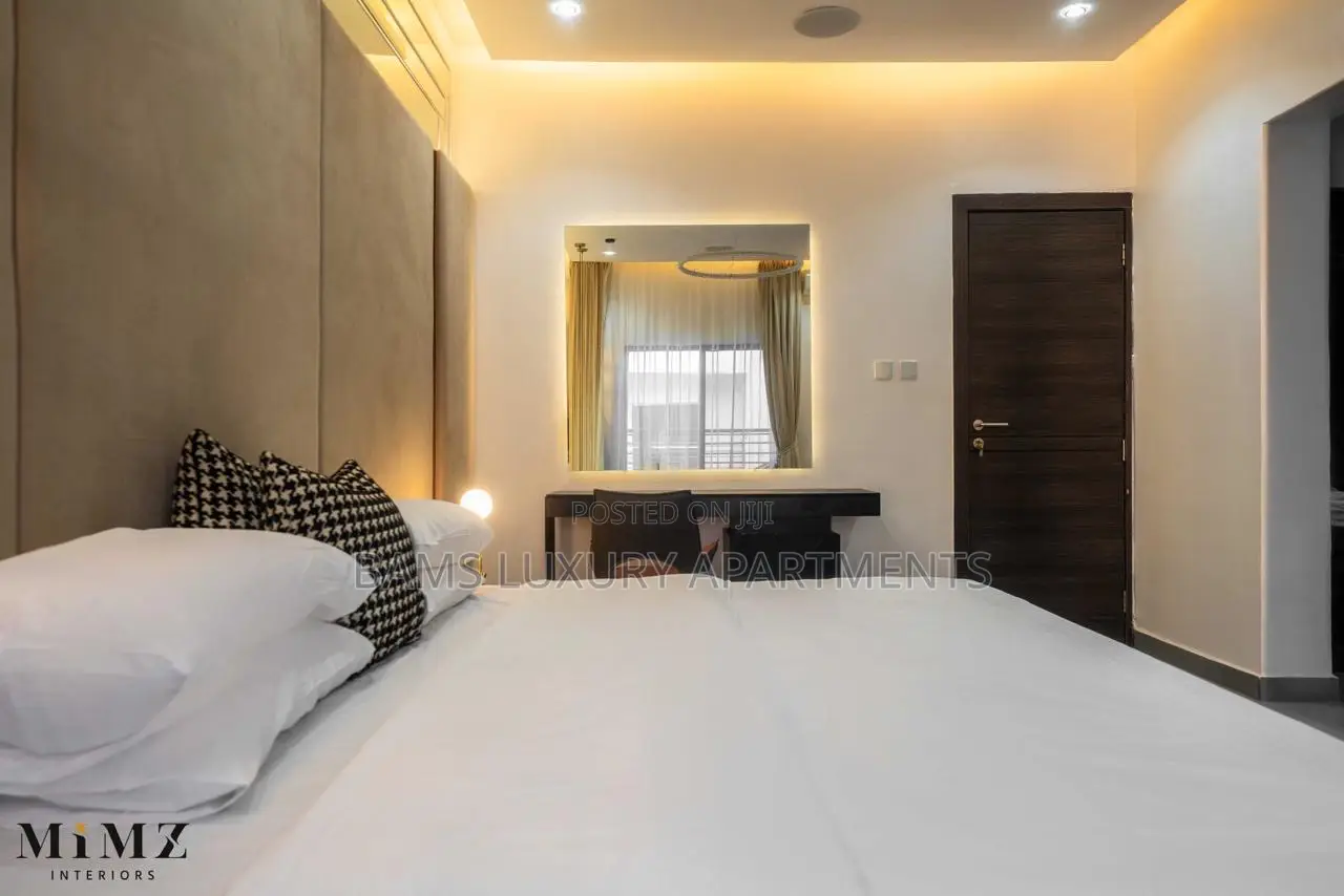 Inviting 4 Beds With Pool