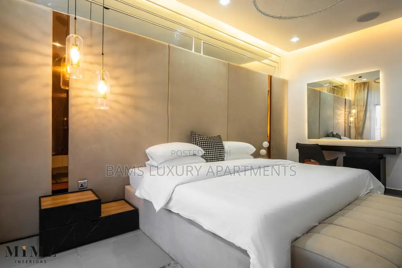 Inviting 4 Beds With Pool