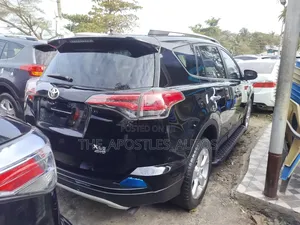 Toyota RAV4 XLE AWD (2.5L 4cyl 6A) 2017 Black