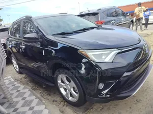 Toyota RAV4 XLE AWD (2.5L 4cyl 6A) 2017 Black