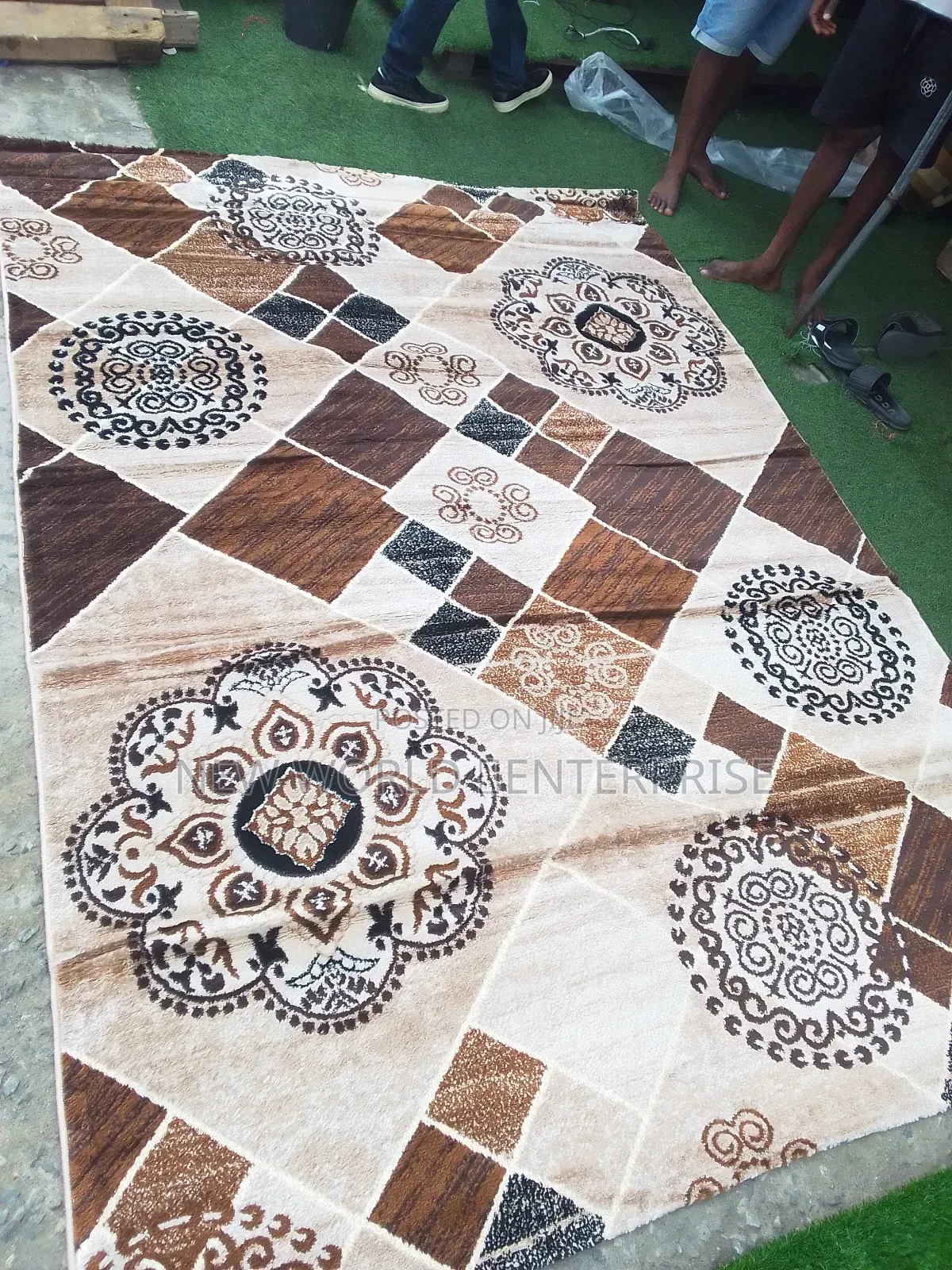 7by10 Feet Modern Turkish Apple Rug