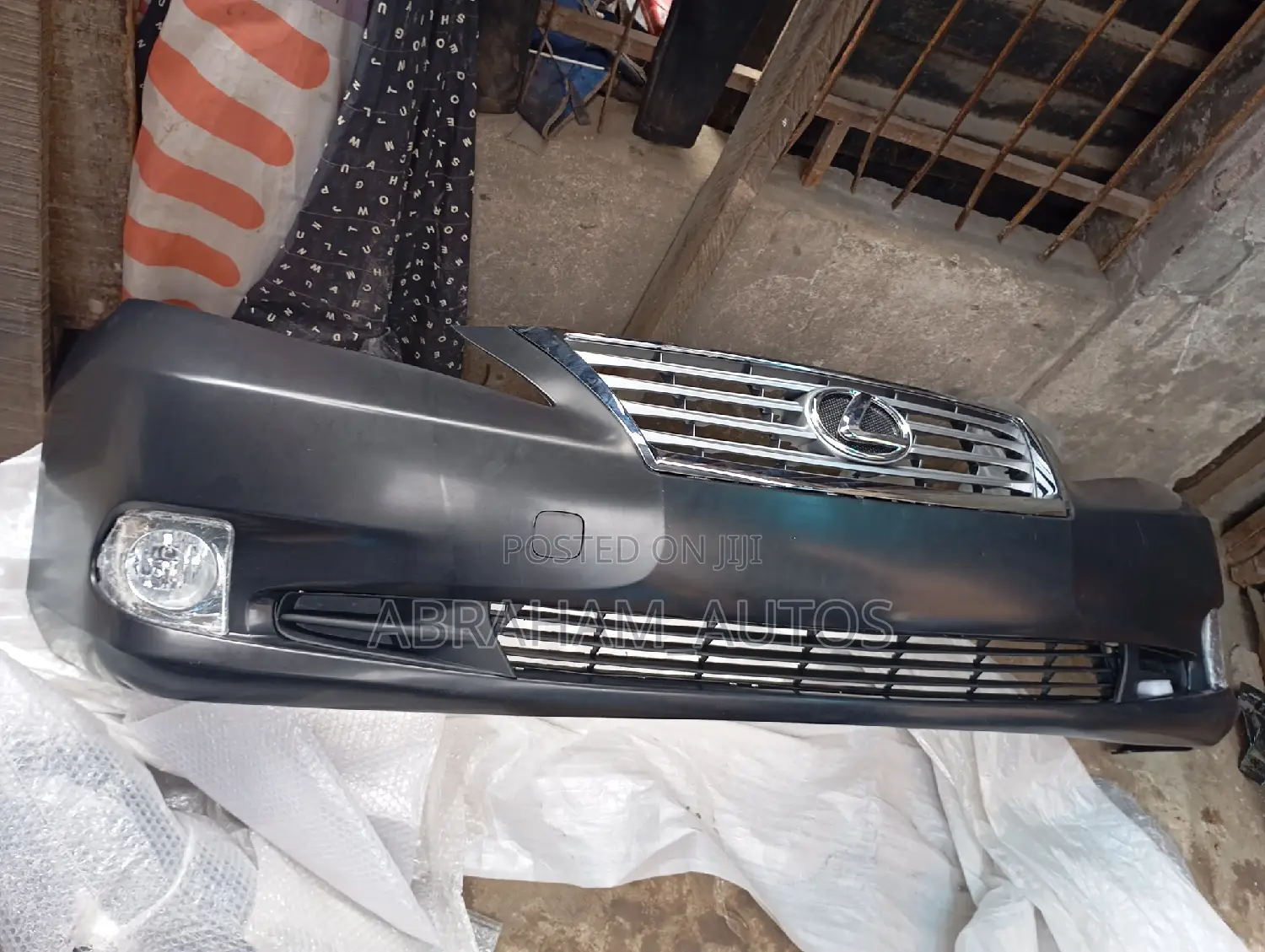 Complete Front Bumper for Lexus Es350 3010 Available as Seen