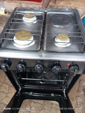 Neatly Used Standing Gas Cooker With Oven