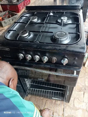 Neatly Used Standing Gas Cooker