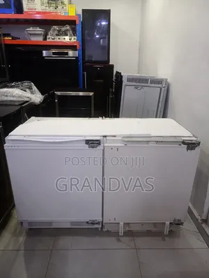 Under Counter Built-in Fridge Freezer