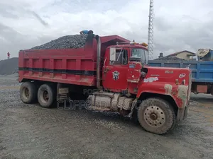 Black Iron Chippings Granite