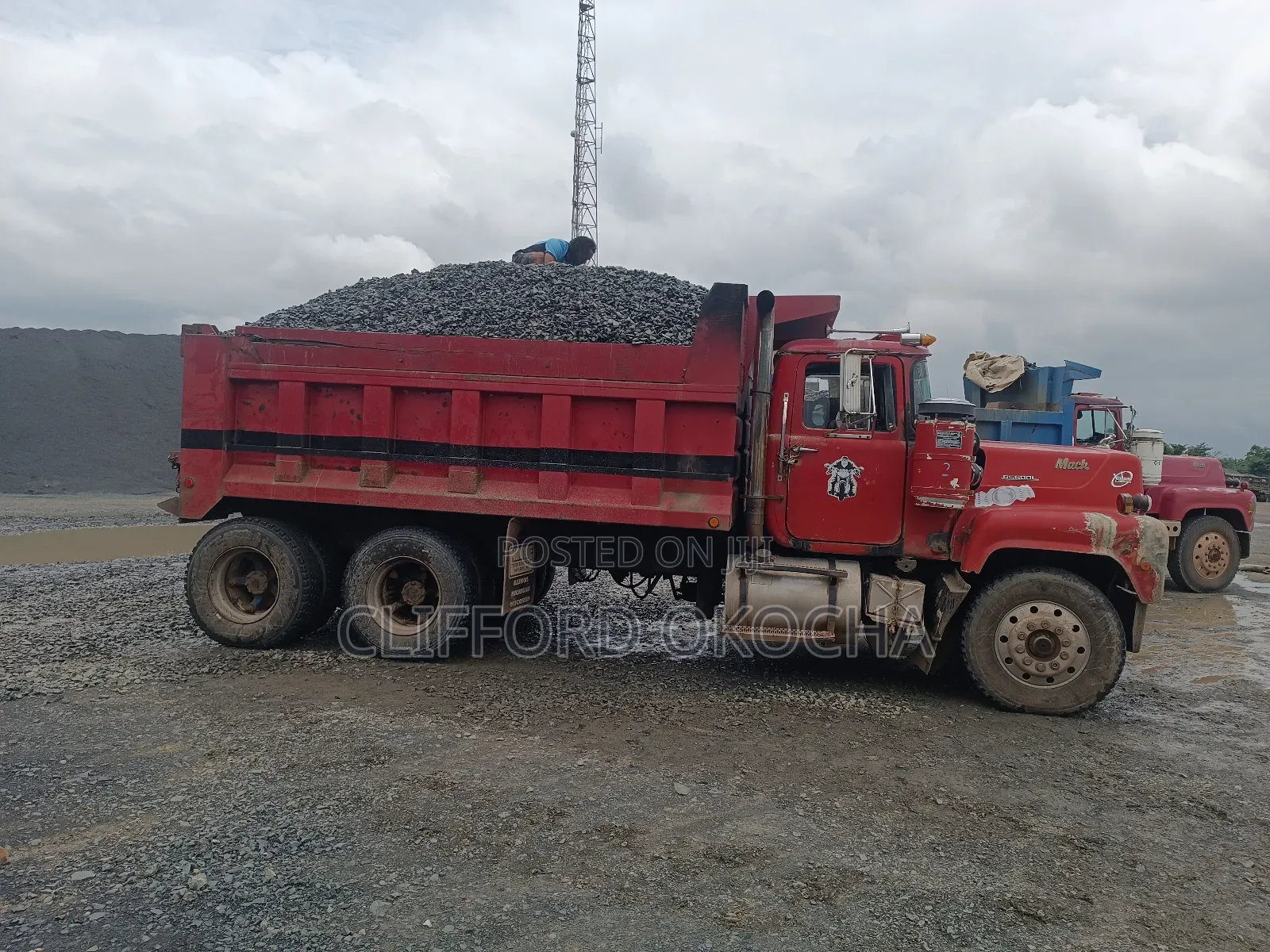 Black Iron Chippings Granite