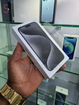 New Apple iPhone 15 Pro Max 256 GB Black