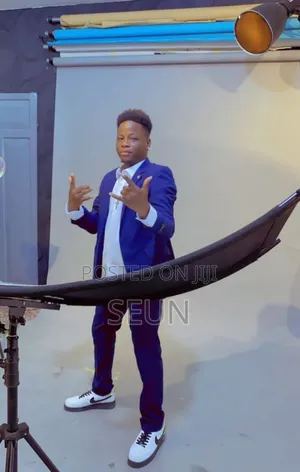 Rent a Suit for Your Photoshoot,Wedding,Interviews Etc