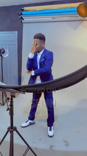 Rent a Suit for Your Photoshoot,Wedding,Interviews Etc